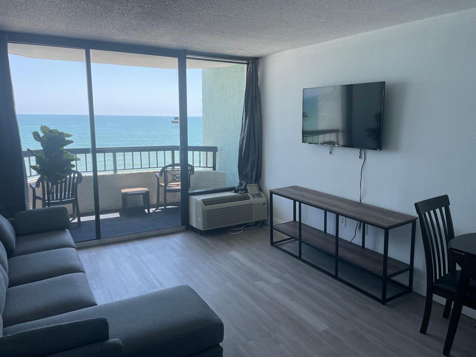 Compass Cove Upgraded Oceanfront Condo Sleeps 4 미를 비치 외부 사진